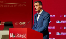 Pedro Sanchez: Aşırı sağ yükselişte, kendimizi güncellemeliyiz