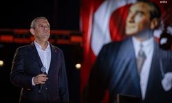 Özgür Özel: Cumhuriyet Halk Partisi dimdik ayaktadır