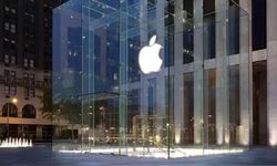 Apple'da yönetim değişimi: Tim Cook görevi devrediyor