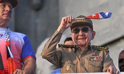 Castro'nun 95'inci yaş günü devlet töreniyle kutlandı