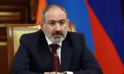 Paşinyan'dan seçim öncesi anayasa mesajı