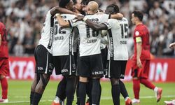 Beşiktaş Çorum FK'ya gol olup yağdı: Vlahovic hat-trick yaptı!
