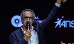 Altın Portakal açılışında Menderes Samancılar’dan özgür basın mesajı