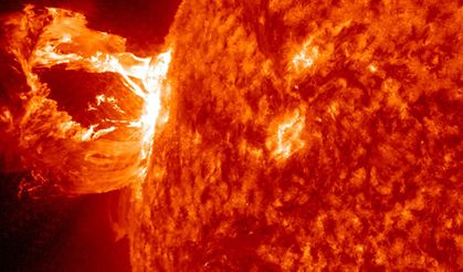 Güneş'te bir hafta içinde ikinci dev delik: Dünya'yı da etkileyebilir