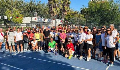 Antalya Muratpaşa'da tenis turnuvası başladı