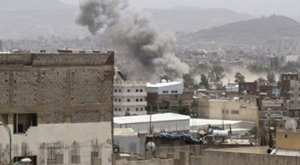 Yemen'de koalisyon güçleri bombaladı, ateşkesi başlar başlamaz ihlal etti