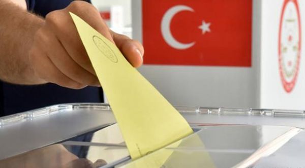 Metropoll'ün sahibi Sencar: 'Türkiye 2016’da üçüncü kez seçime gidebilir'