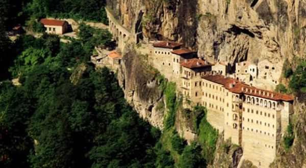Sümela Manastırı tekrar ziyarete kapatıldı