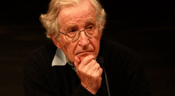 Chomsky Türkiye ve Ortadoğu'da olanları anlatacak, canlı yayınlanacak