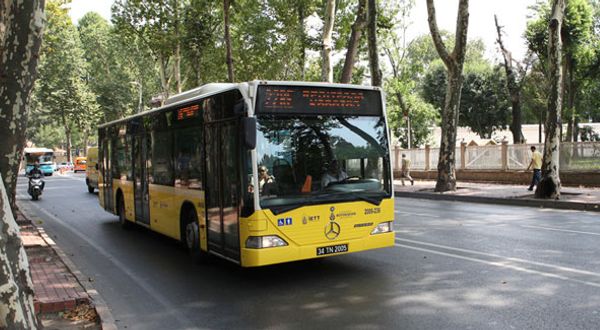 İETT otobüslerini kullanan kadın yolcular için gece düzenlemesi