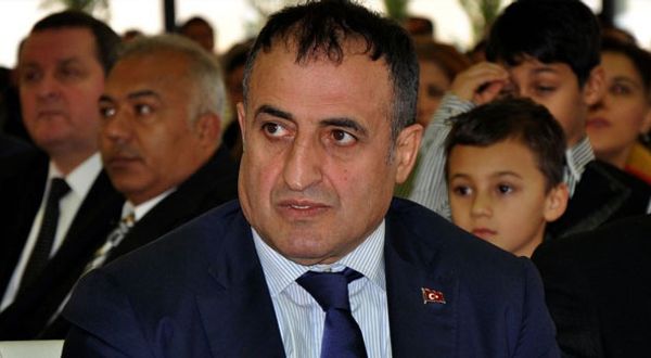 MHP'de “Başkanlık sistemi” istifası