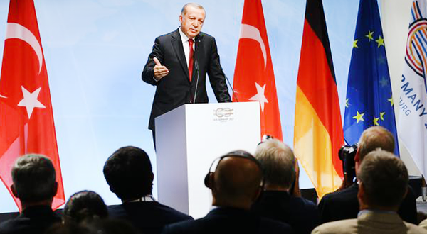 Alman basını: Erdoğan ülkesinin dış politikada izole olduğunun farkında mı?