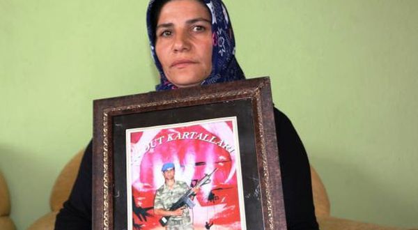 IŞİD tarafından yakıldığı iddia edilen askerin annesinden hükümete: Vicdanınız yok mu?