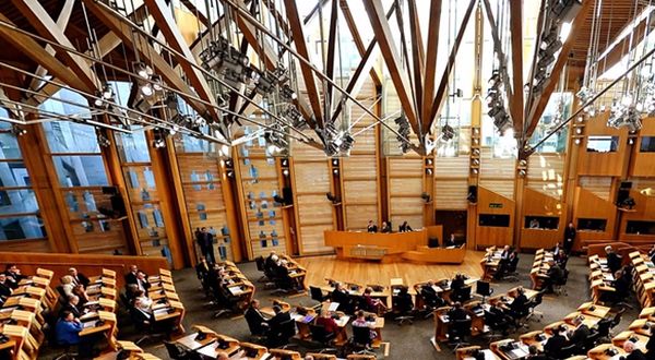 İskoç Parlamentosu boşaltıldı
