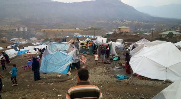 Kışı çadırlarda karşılayan ve ölümle burun buruna olan Türkiye'deki 2 bin mülteciden yardım çağrısı