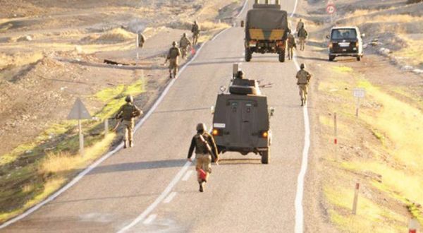 Diyarbakır’da askeri araca saldırı: 6 yaralı