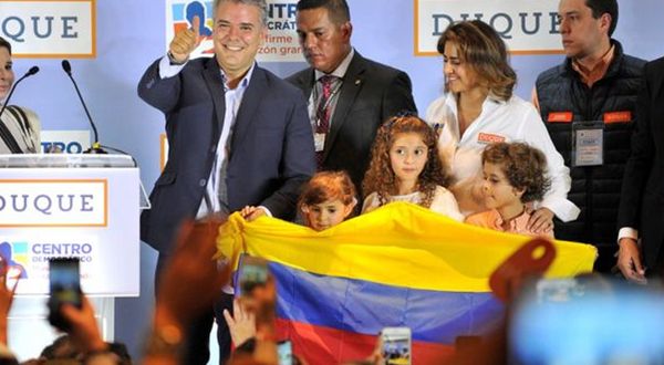 Farc'ın ilk kez katıldığı Kolombiya seçimlerinde barış anlaşması karşıtları birinci çıktı