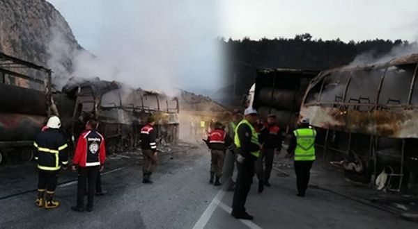 Yolcu otobüsü TIR'a çarptı: 10 ölü