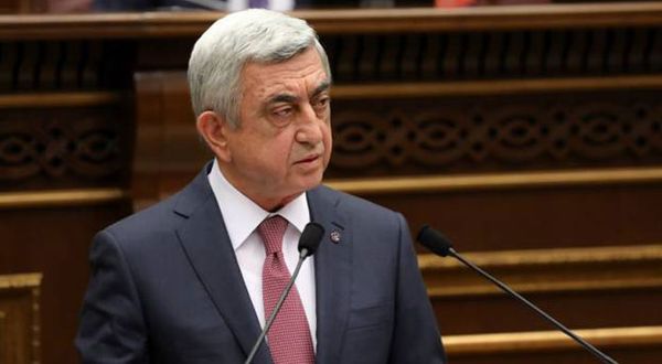 Ermenistan Başbakanı Serj Sarkisyan istifa etti, Nikol Paşinyan da serbest bırakıldı