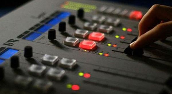 İstanbul’da 50 radyo kapanacak