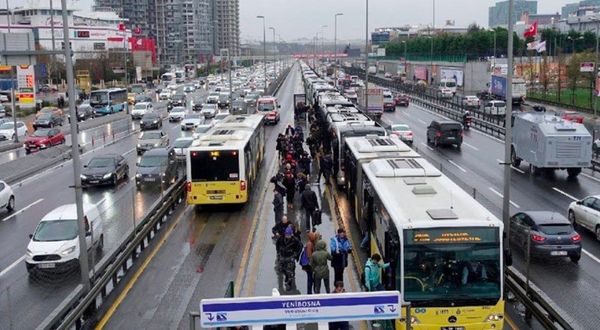 İstanbul’da toplu ulaşım yüzde 88 düştü