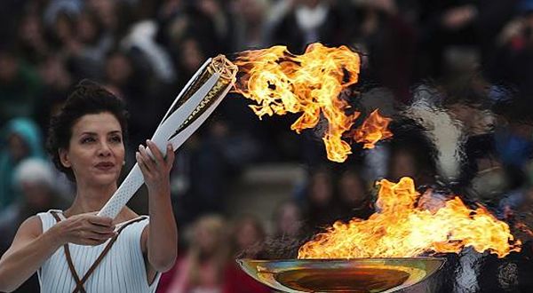 Olimpiyat ateşi ilk kez seyircisiz yakılacak