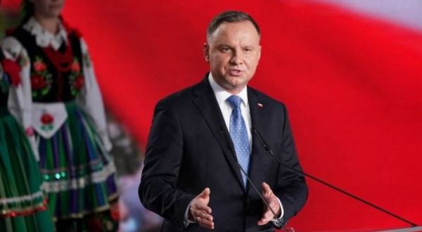 Polonya: Sandık çıkış anketine göre Cumhurbaşkanlığı seçimi ikinci tura kaldı
