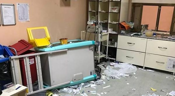 Bingöl'de hasta yakınlarından 112 Acil Sağlık ekibine taşlı ve sopalı saldırı