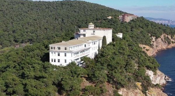 Türkiye'nin ilk pandemi hastanesinin arazisi Diyanet'e devredildi
