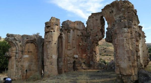 Dersim’de Ermeni kilisesi yok edildi