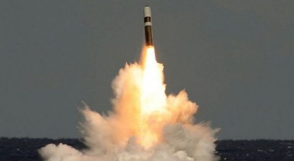 İngiltere nükleer silah stoklarını artırma kararı aldı