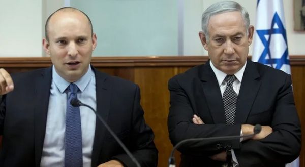 Netanyahu başbakanlık görevini Bennett'e devretti
