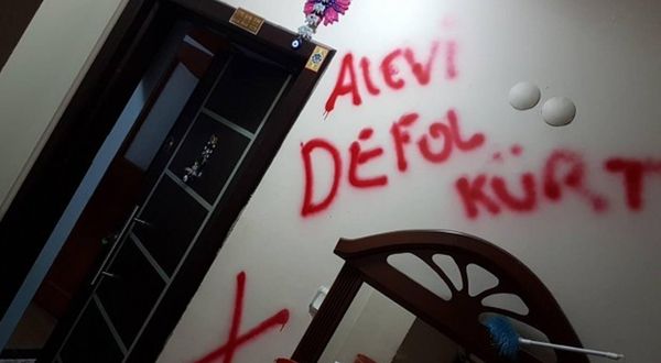 HDP görevlisinin duvarına ırkçı yazılama
