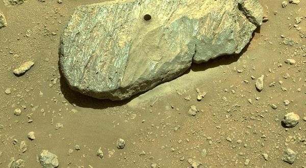 Mars'tan toplanan kaya örnekleri kızıl gezegende eskiden yaşam olduğu görüşünü güçlendiriyor