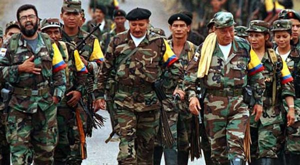 Kolombiya hükümeti ateşkesi durdurdu