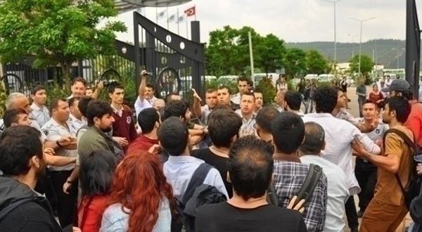  Kocaeli Üniversitesi'nde Lice eylemine katılanlara soruşturma