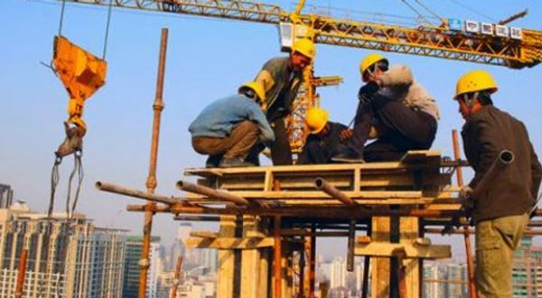 Maraş'ta inşaat çöktü: 9 işçi yaralı
