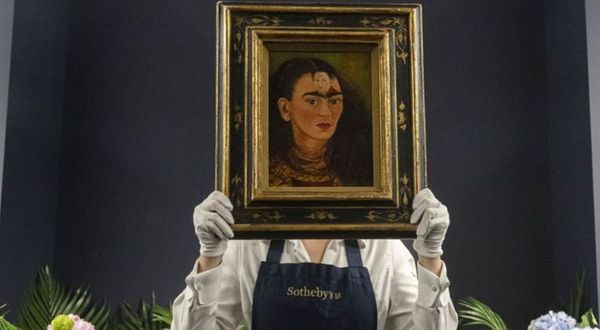 Frida Kahlo'nun otoportresi 34,9 milyon dolara satıldı
