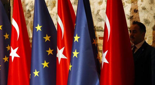 'Üyelik müzakereleri donmuş kalacak': AB'den Türkiye'ye AİHM kararlarına uy çağrısı