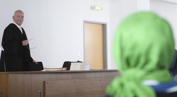 Belçika mahkemelerinde başörtüsü yasağı kaldırıldı