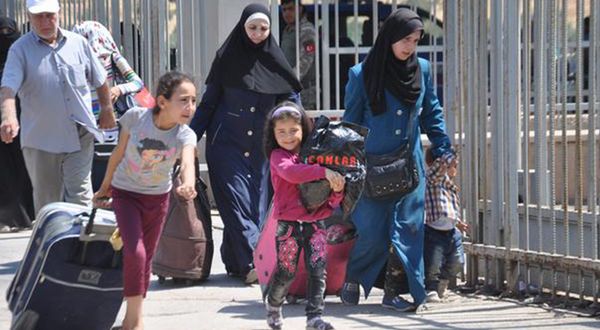 Türkiye'deki sığınmacılara 325 milyon euroluk yardım
