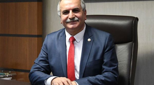 İYİ Partili Çelik'ten CHP'li belediye başkanlarına tepki