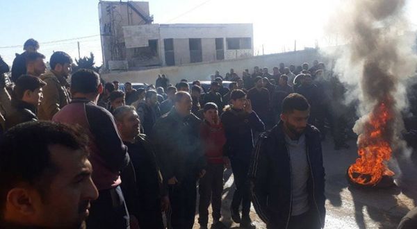 Suriye'de TSK kontrolündeki bölgelerde elektrik zammı protestoları