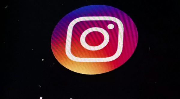 Instagram'da yeni özellik: DM göndermeden hikaye beğenme