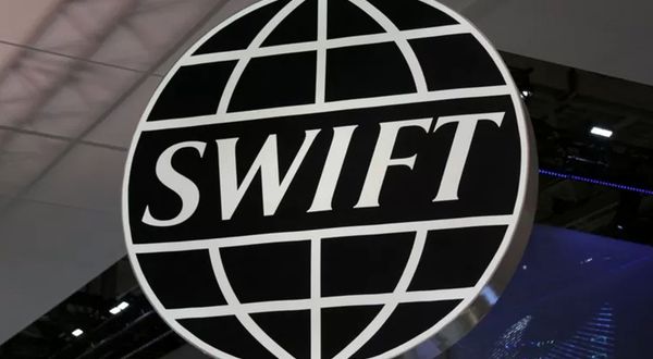Ukrayna'nın işgali: Bazı Rus bankalarının çıkarılacağı SWIFT ödeme sistemi nedir?