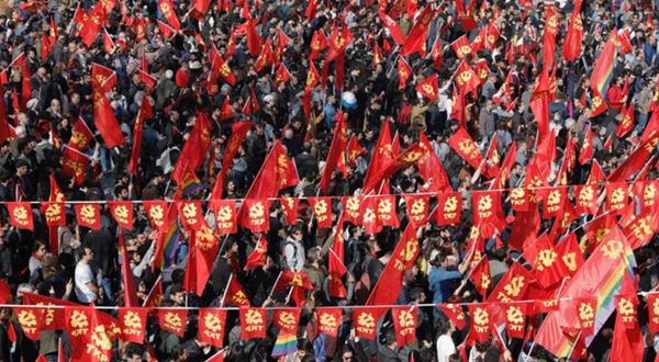 AKP, TKP Ankara İl Başkanı'na parti üyeliği teklif etti