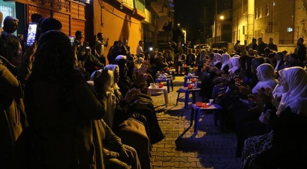 HDP'li Nuran İmir: Botan halkı diz çökmez