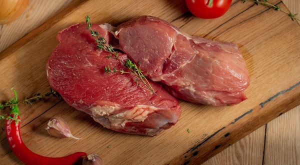 ETBİR: 4 kişilik bir aile yılda 28 kilo kırmızı et tüketebiliyor