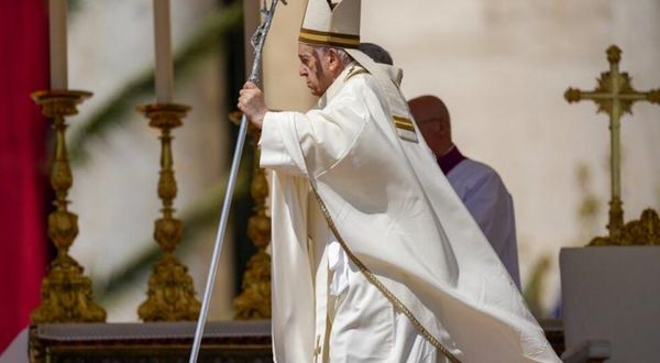 Papa'dan Paskalya Yortusu mesajı: Savaşlara alışmayalım