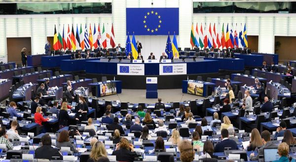 Avrupa Parlamentosu: Kavala mahkumiyetiyle Türkiye'ye AB kapısı kapandı